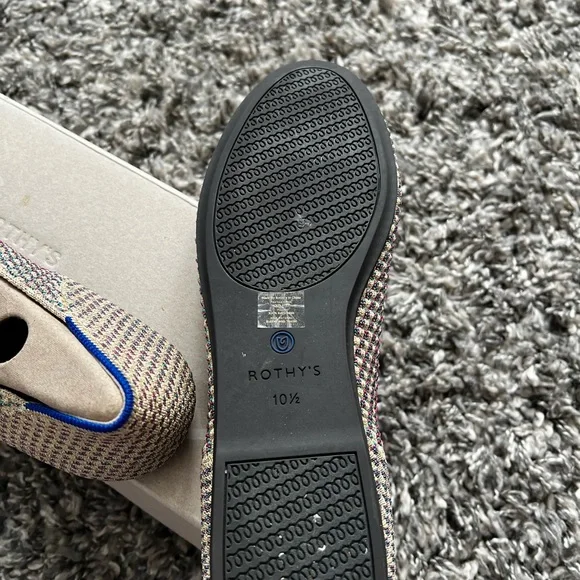 Rothy's Silver Flats Comfortable Woven Design - Picture 6 of 6